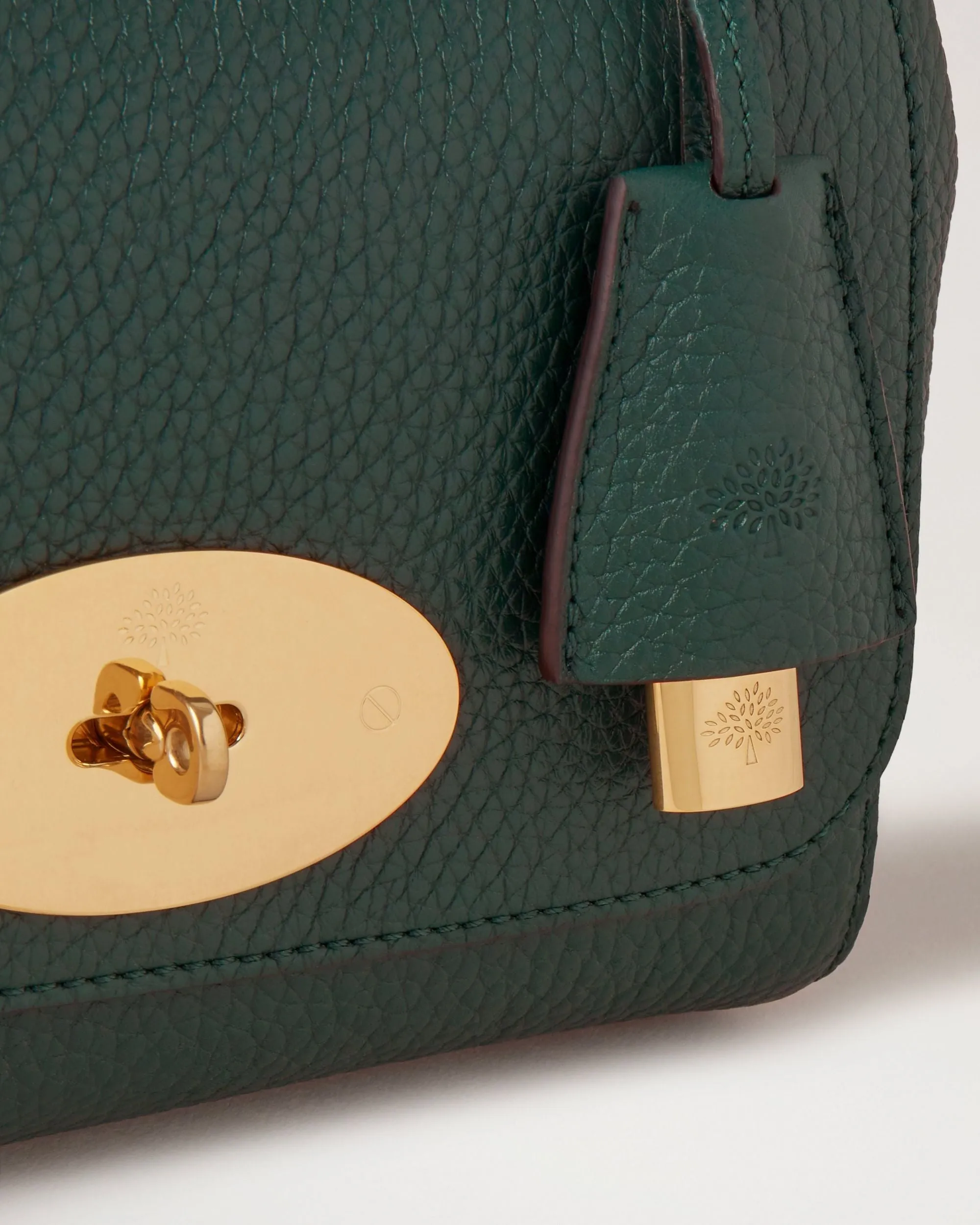 Lily Heavy Grain (Mulberry Green)
