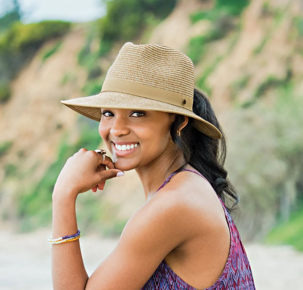 Ponytail Sun Hat (UPF50  & Packable) | Black